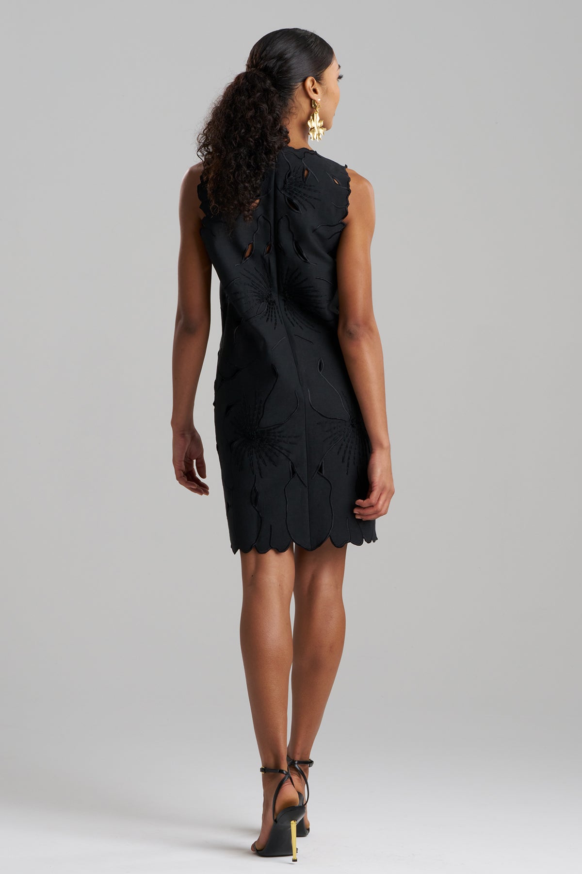 Natori - Couture Canvas Embellished Shift Dress - Women's - Black