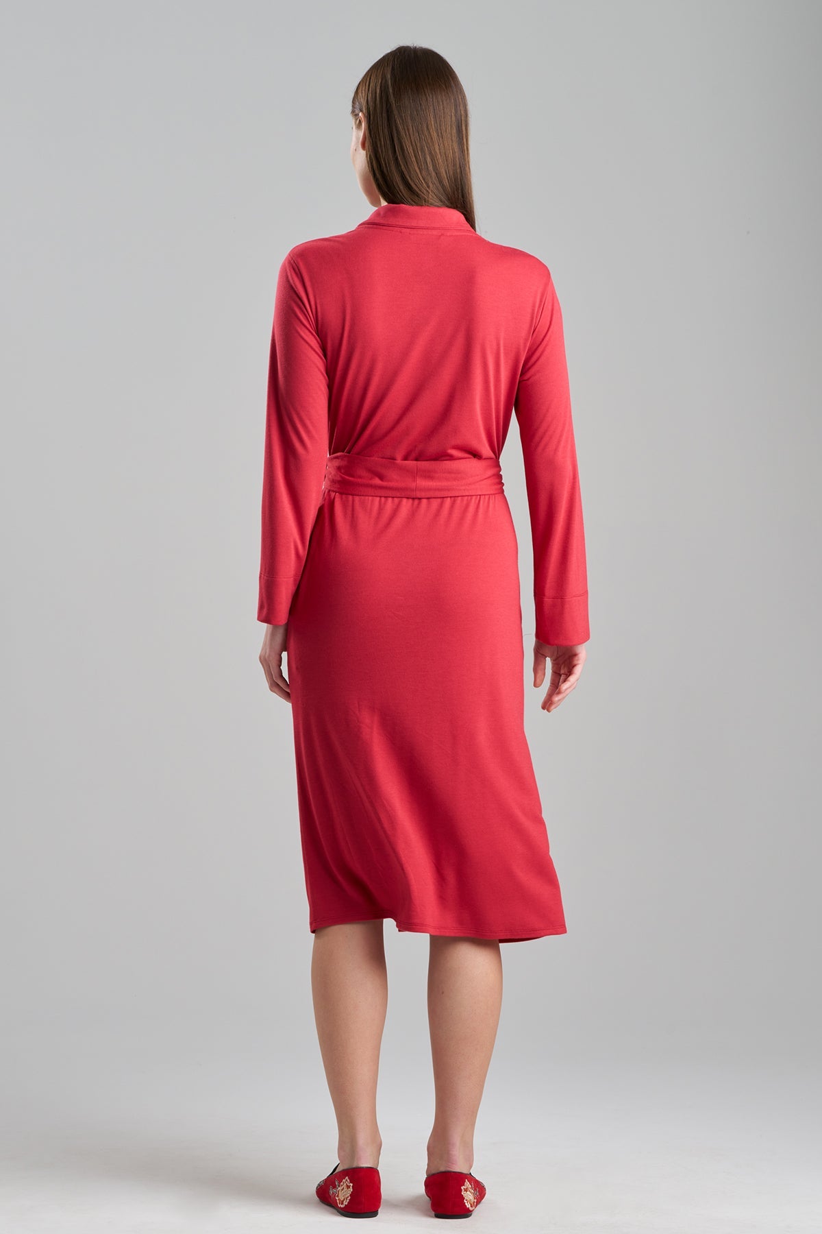 Buy Shangri-La Embroidered Robe in Crimson Red Online | NATORI