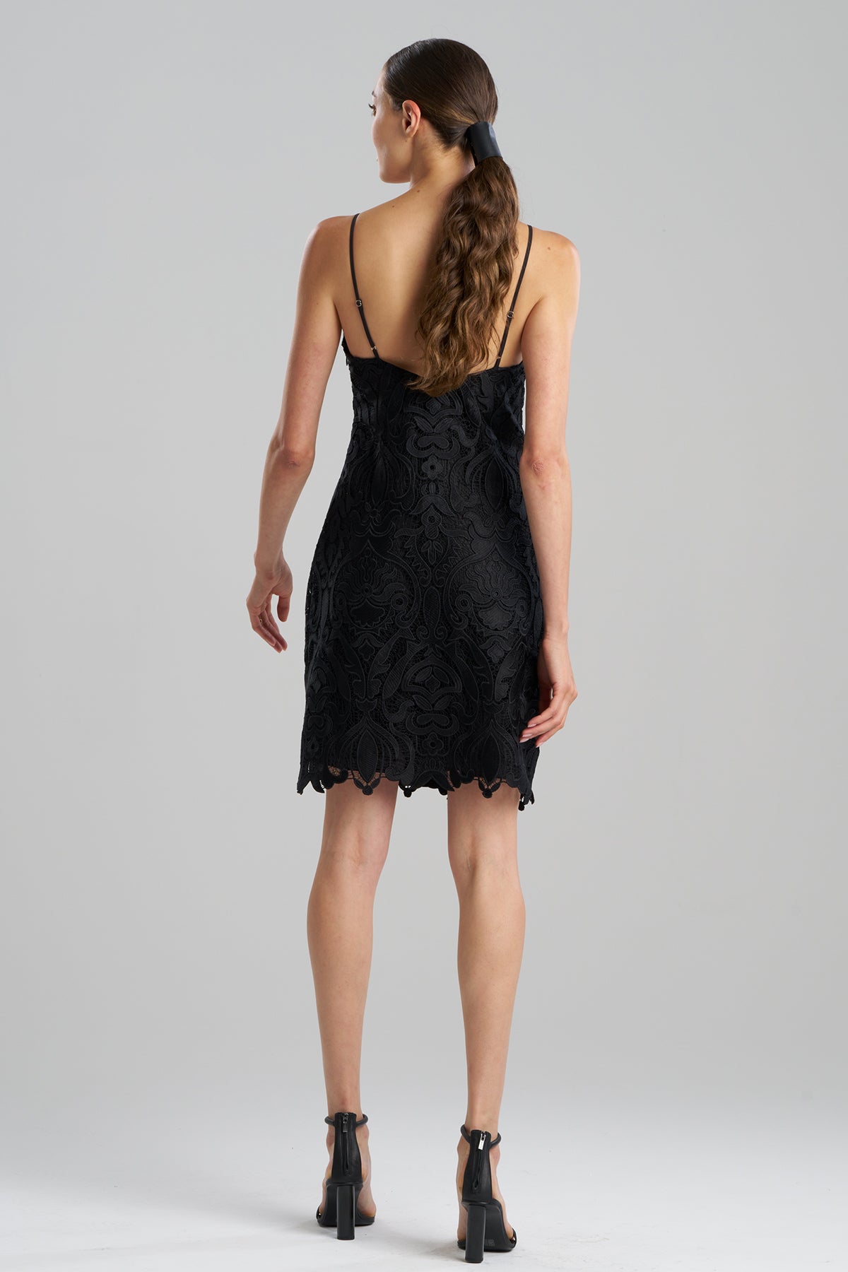 Natori - Suzani Lace Slip Dress - Women's - Black Natori - Suzani Lace Slip Dress - Women's - Black