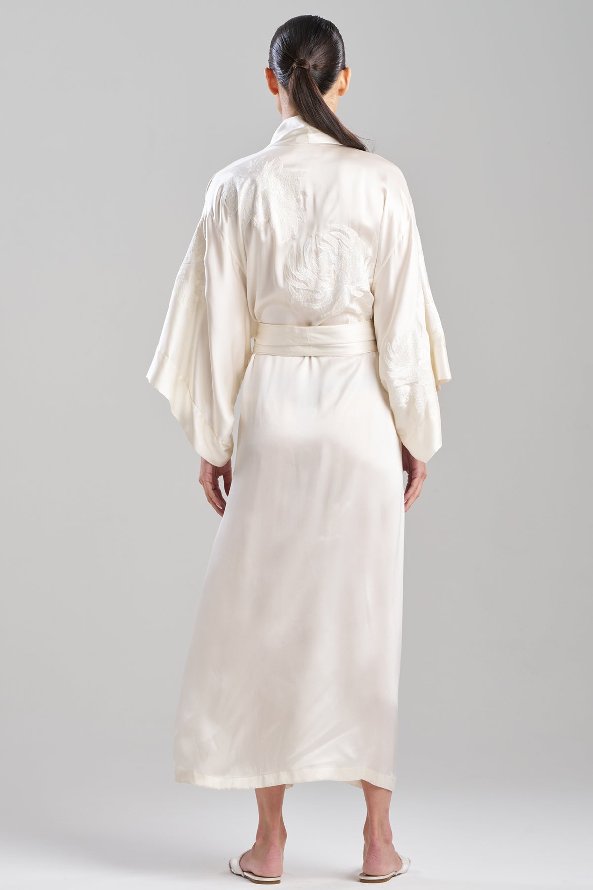 Embroidered White Robe Bridal's Dream Embroidered Silk Robe