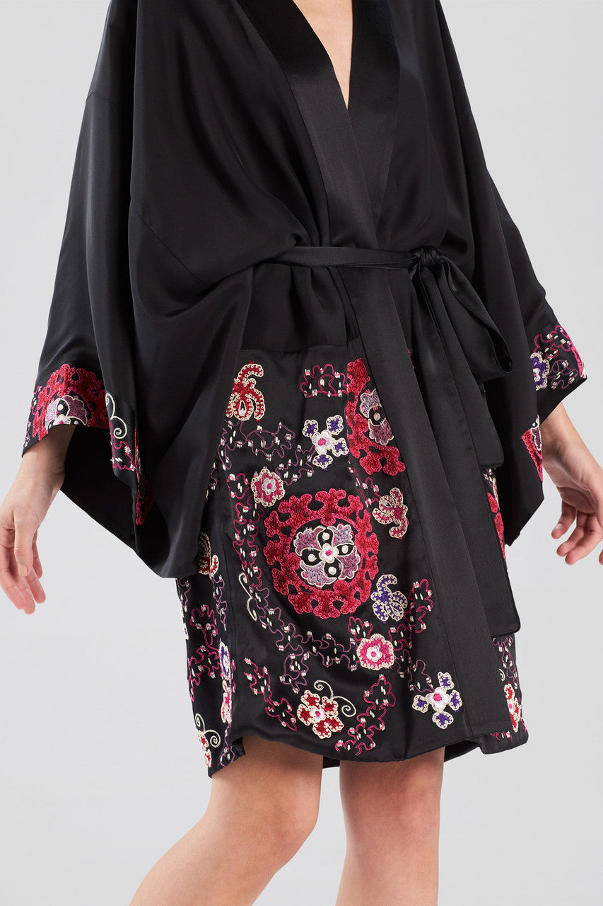 Kusaibi Robe Buy Kashmir Silk Embroidery Robe in Black Online | NATORI