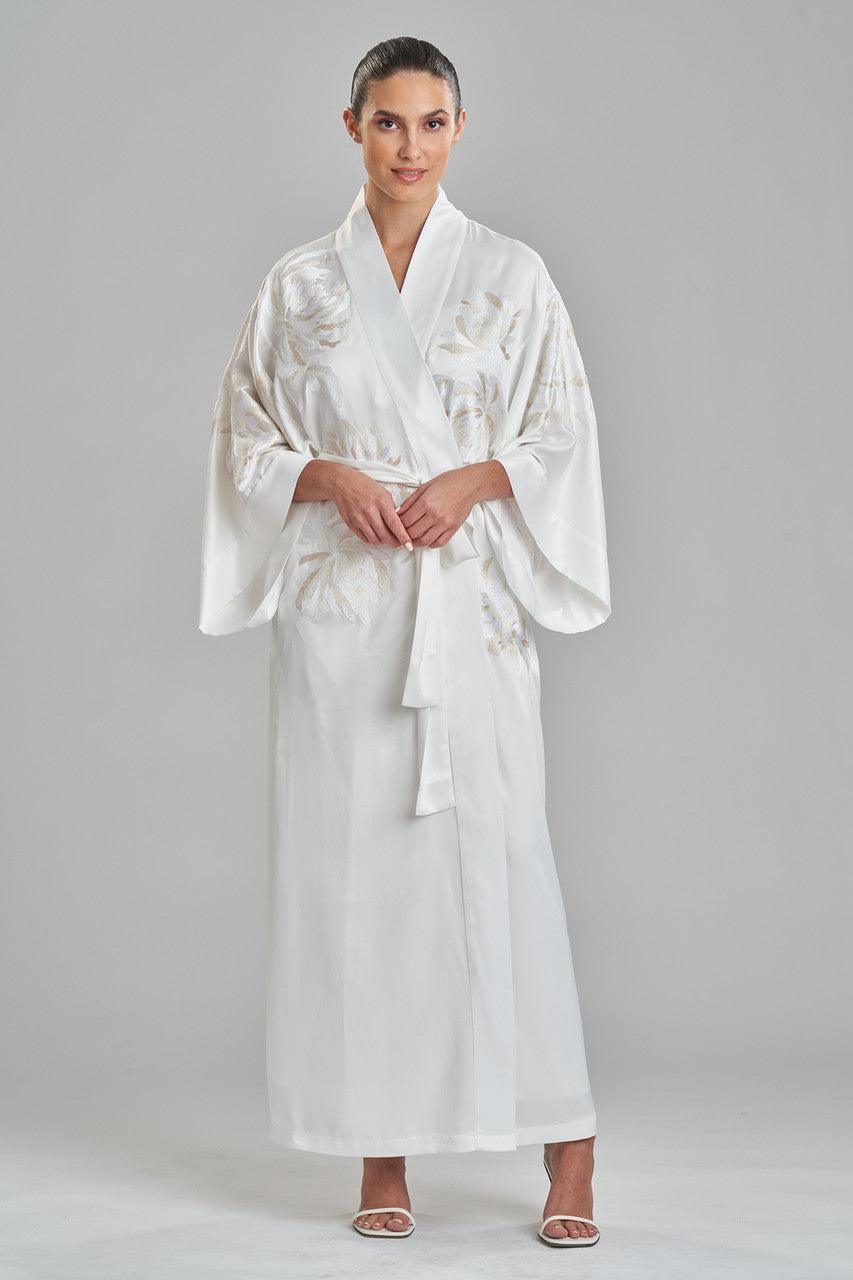 Embroidered White Robe Buy Bridal Embroidery Robe in Warm White Online | NATORI