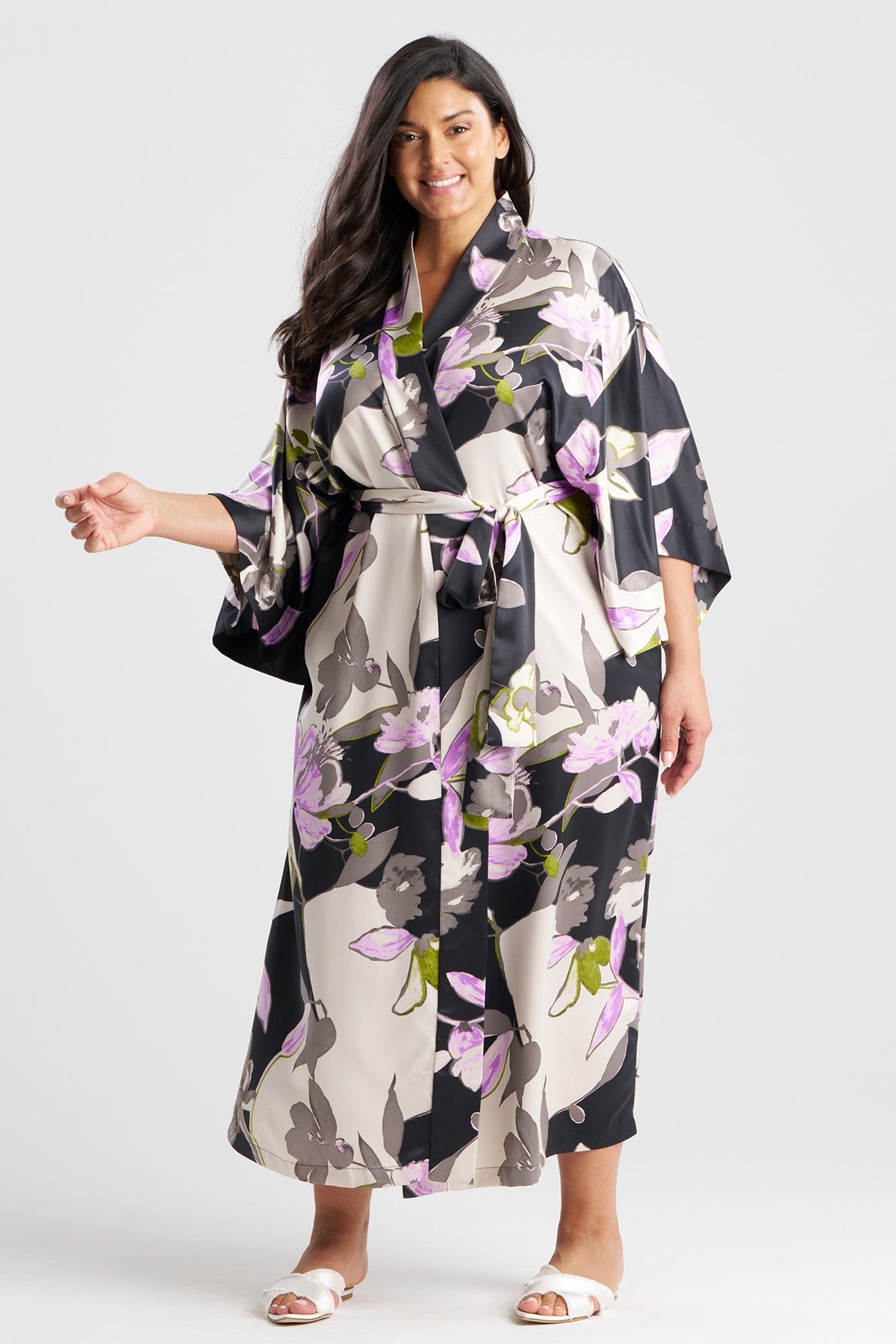 Subban Robe Tsubaki Satin Robe